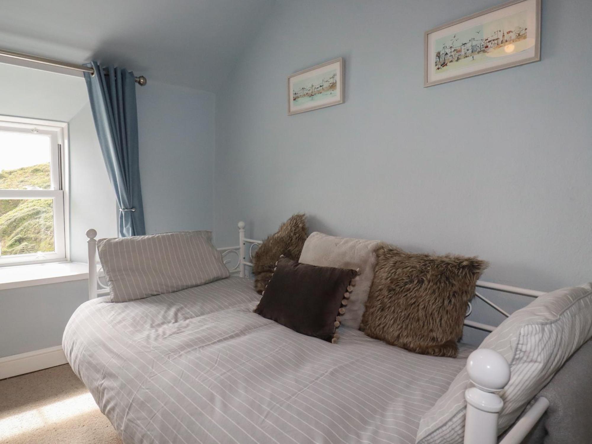 2 Cliff Cottages Труро Экстерьер фото